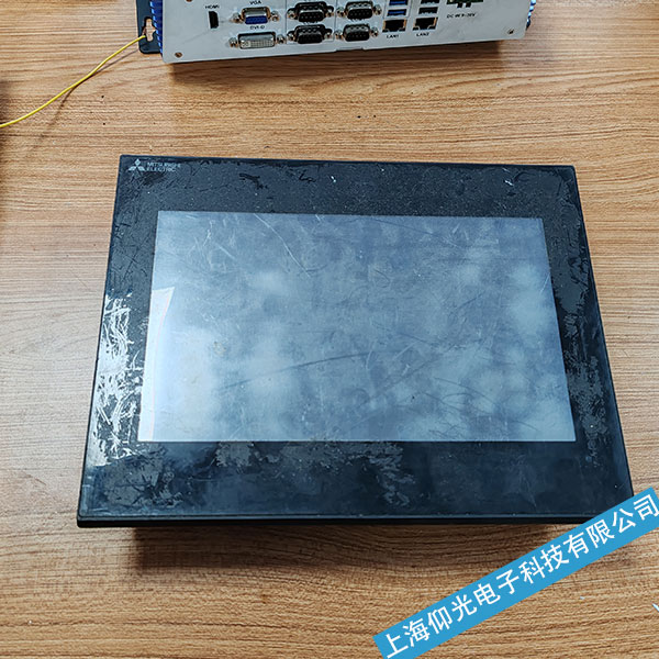 泰州MITSUBISHI三菱觸摸屏黑屏維修GT1030-HBD-C-立等可取